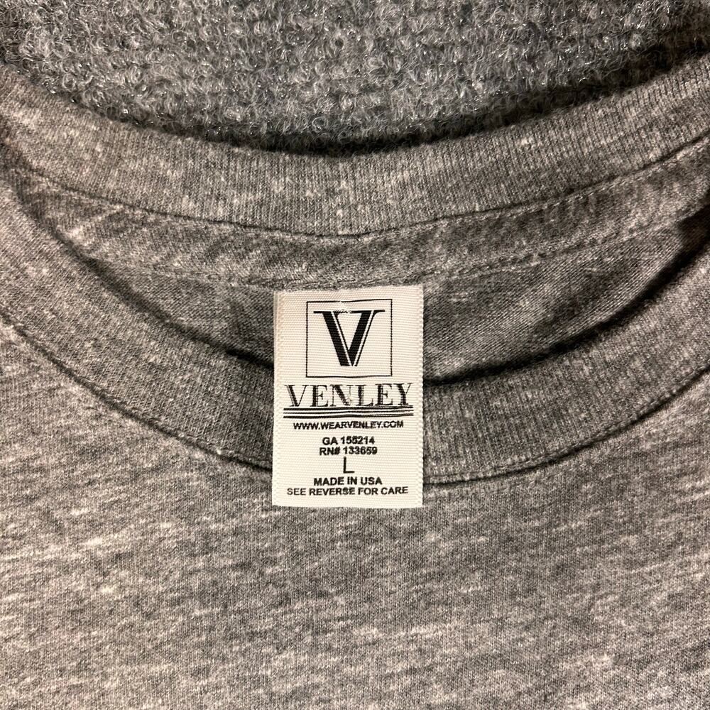 University of Massachusetts Minutemen American Flag TShirt Men L USA Made Venley - Picture 3 of 7